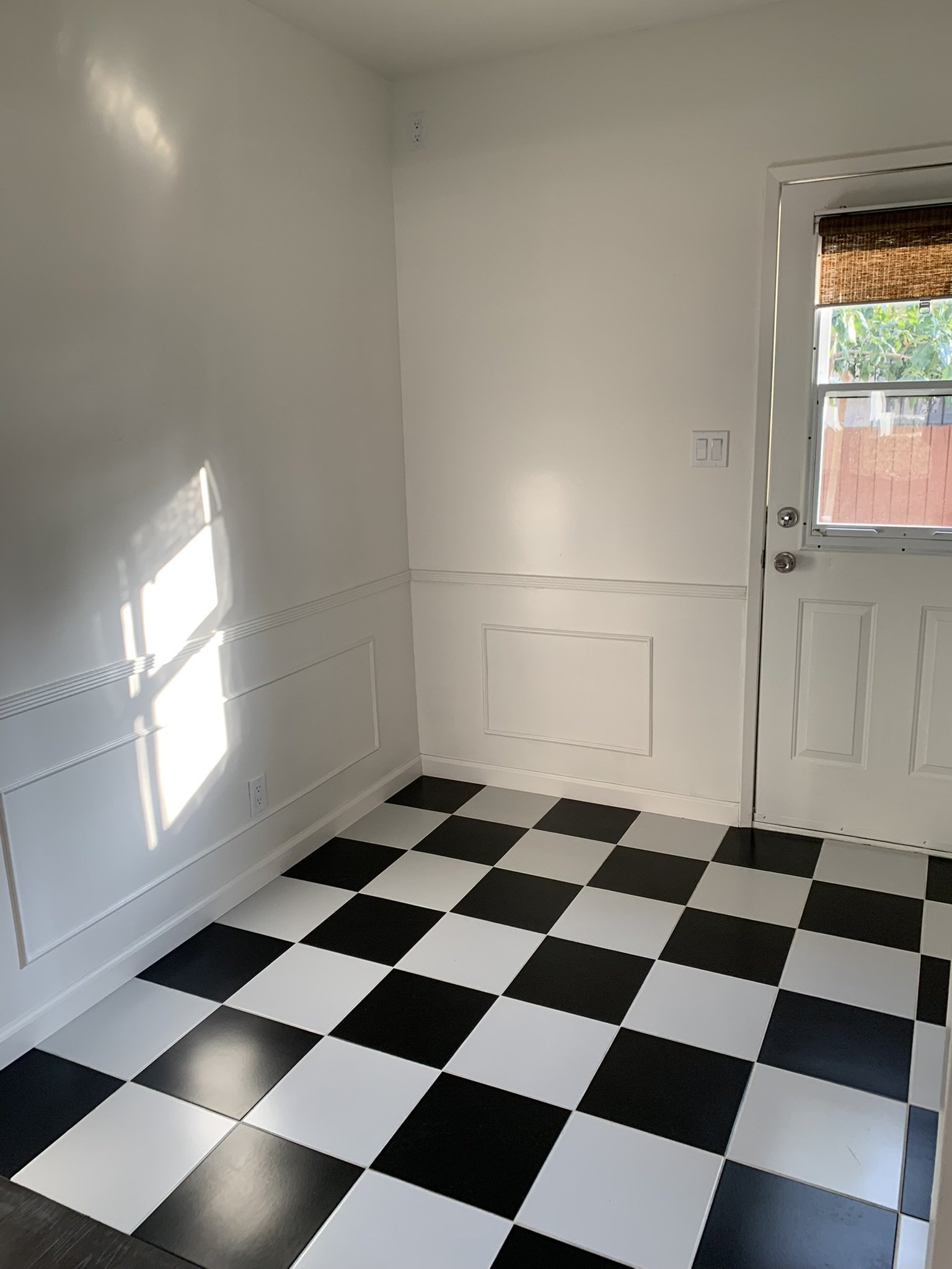 Dining nook, original unaltered photo